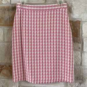 Pink houndstooth pencil skirt